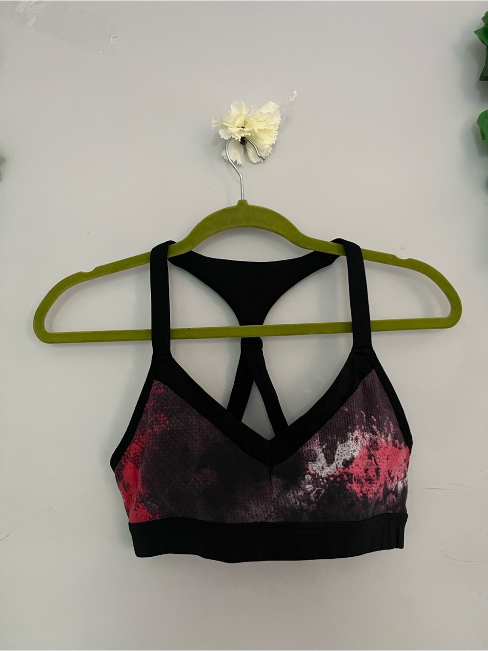 ALO Yoga Black Sports Bra with Pink Accent Print
